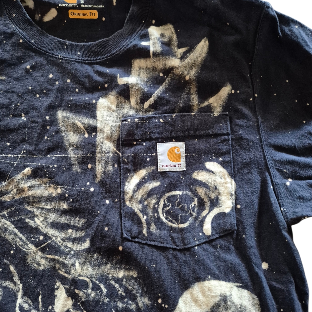 Carhartt Black Short Sleeve‎ Pocket Tee with Bleach Art Small